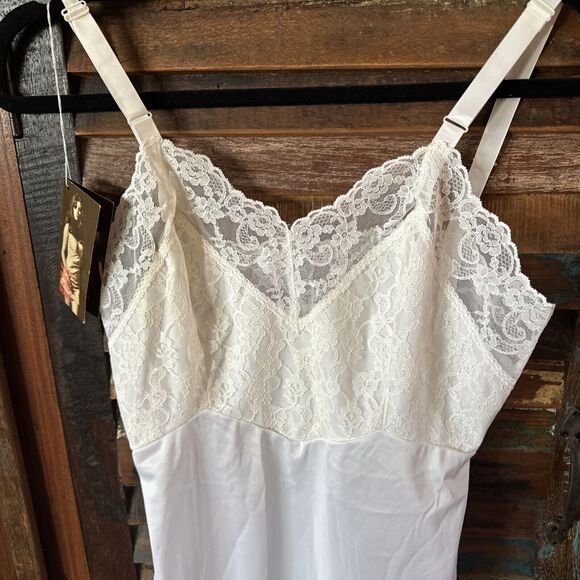 Vintage Burlington Knit Fabrics Burmilaire Anti Static Tricot Dainty Slip - Picture 6 of 15